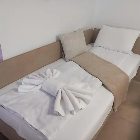 на село Девин